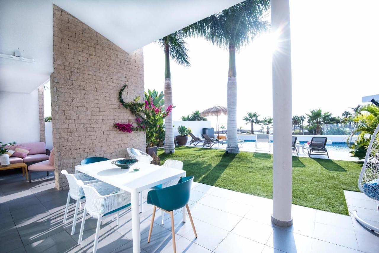 Villa Caleta Golf 아데제 외부 사진