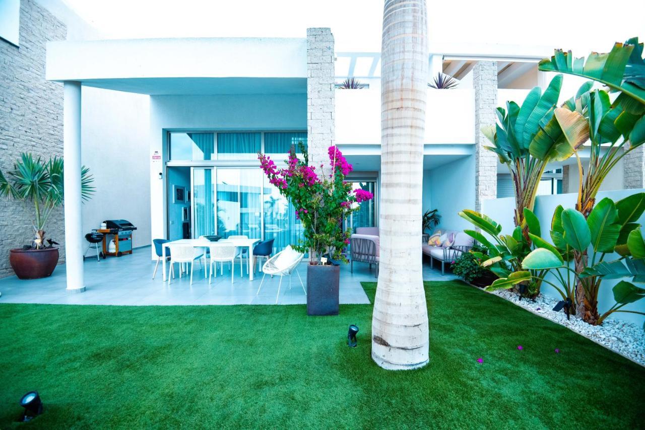 Villa Caleta Golf 아데제 외부 사진