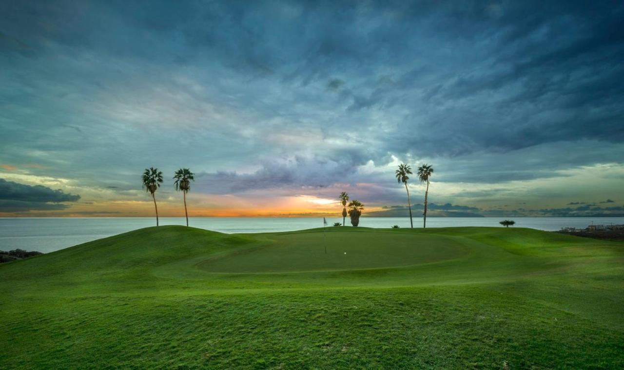 Villa Caleta Golf 아데제 외부 사진